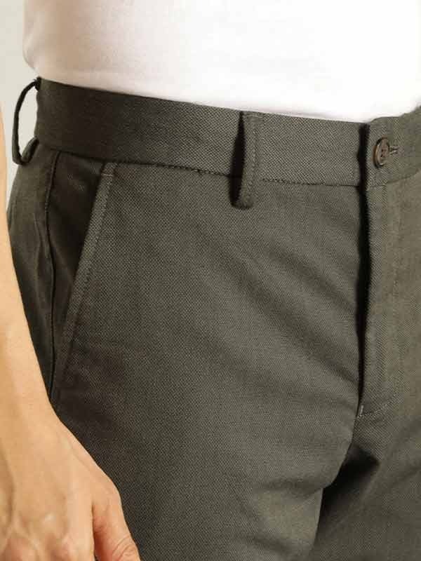 Indian Terrain Men's Slim Fit Solid Green Trousers